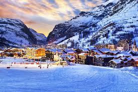 Tignes ski resort private transfer